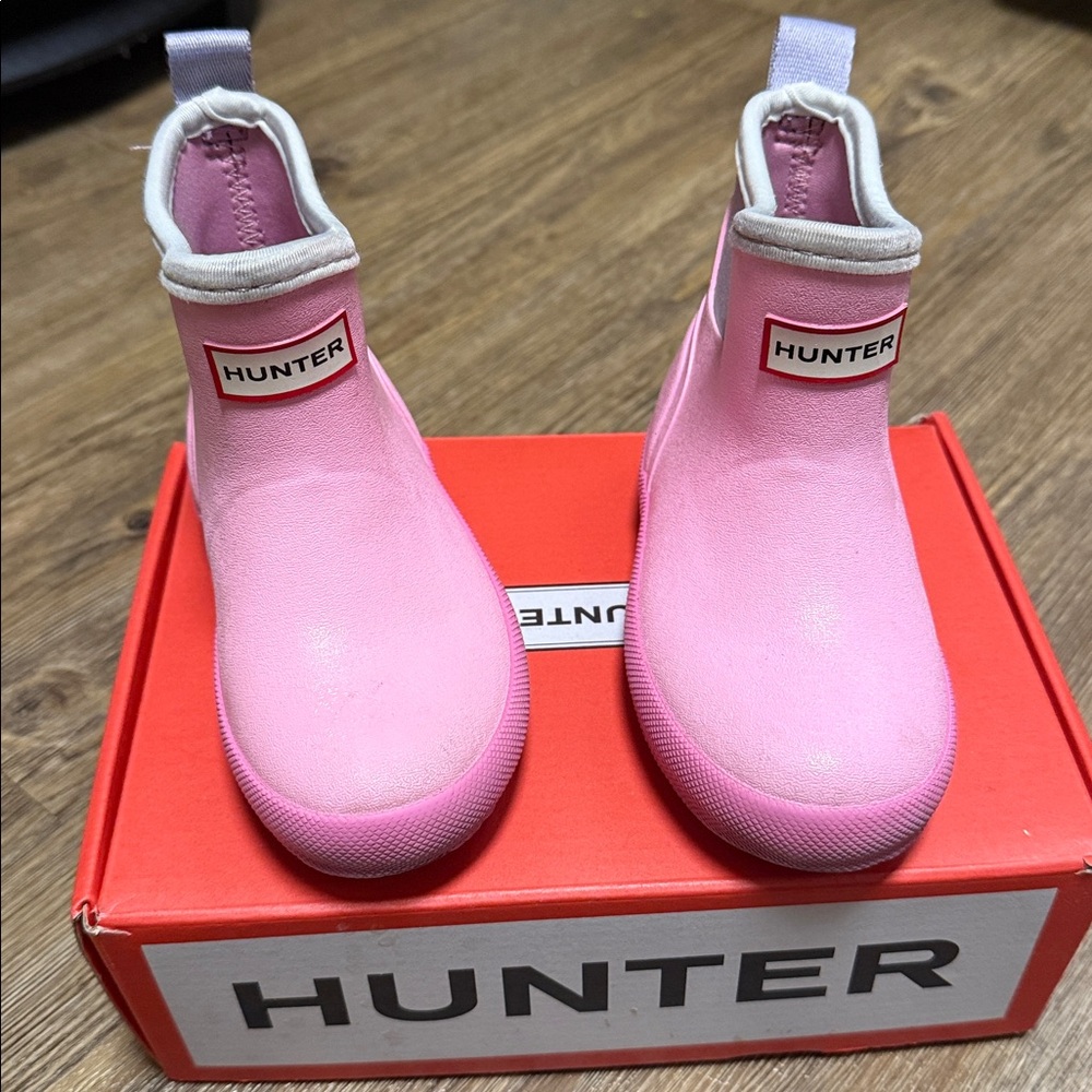 Hunter Kids' Pink Ankle Boots Size: 8C (toddler) / UK: 7